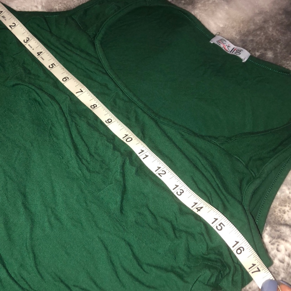 👗 Green Ruffle Dress - Versatile For Maternity! - Picture 6 of 7